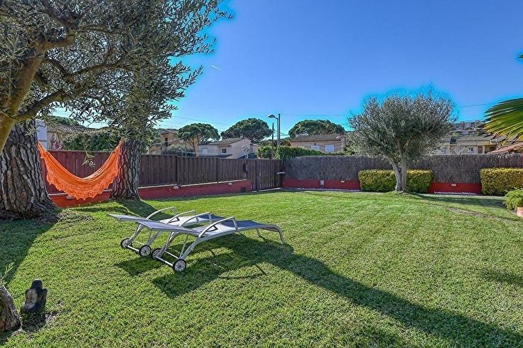 Chalet 3 bedrooms with garden in Calella de Palafrugell - Rent Seasonal