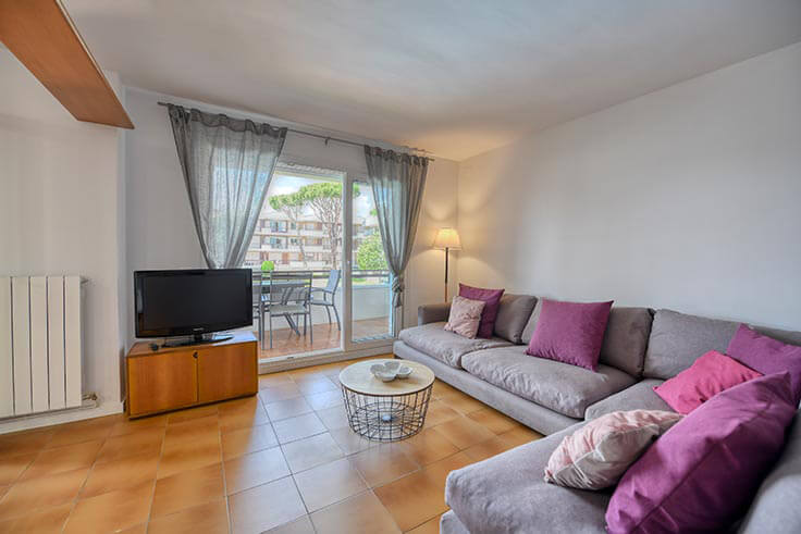 Apartment 2 bedrooms with Pool, Parking and garden in Calella de Palafrugell - Rent Vacation - Tourist
