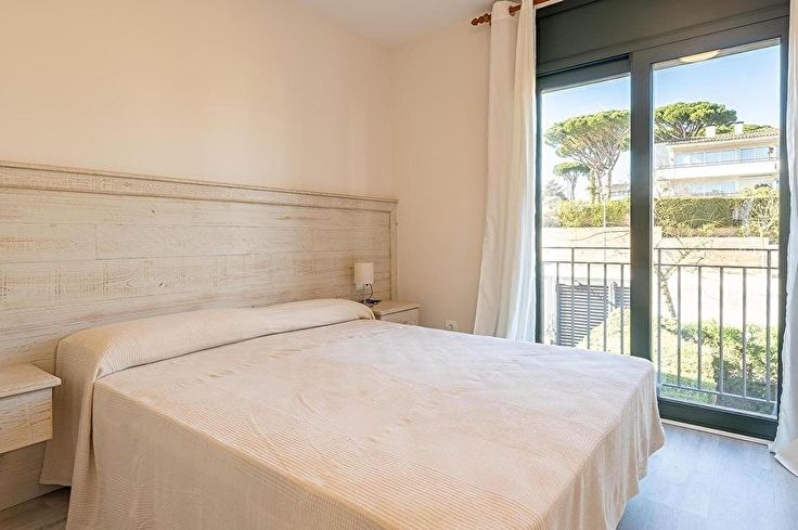 Apartment 3 bedrooms with Pool, Wifi, Parking and garden in Calella de Palafrugell - Rent Seasonal