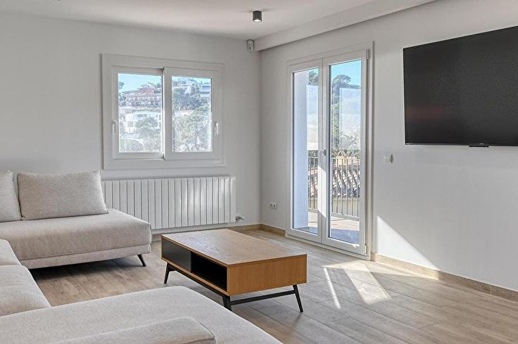 Apartment 3 bedrooms with Pool, Sea views, Parking and garden in Calella de Palafrugell - Rent Seasonal