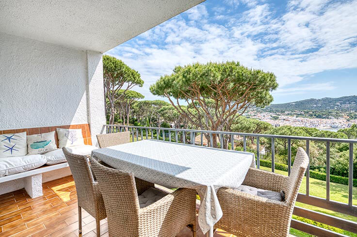 Apartment 3 bedrooms with Pool, Sea views, Wifi, Parking and garden in Calella de Palafrugell - Rent Vacation - Tourist