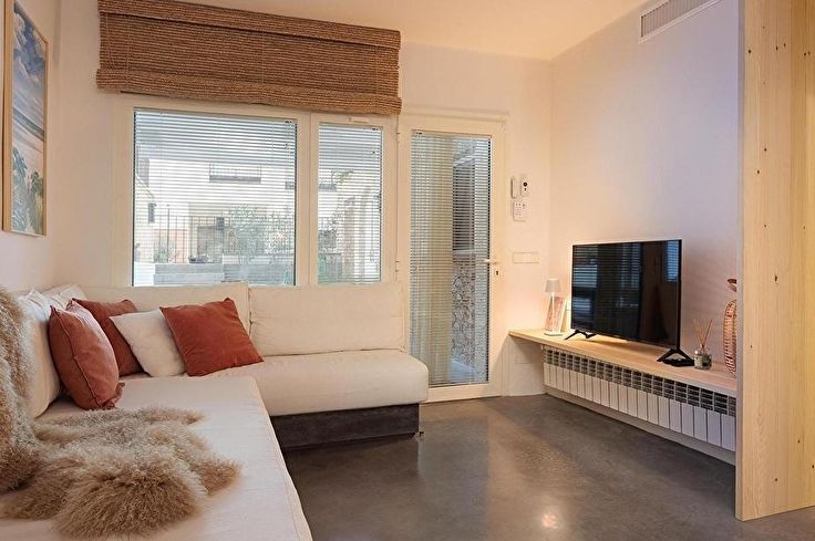 Apartment 3 bedrooms with Air-conditioning in Llofriu - Rent Vacation - Tourist