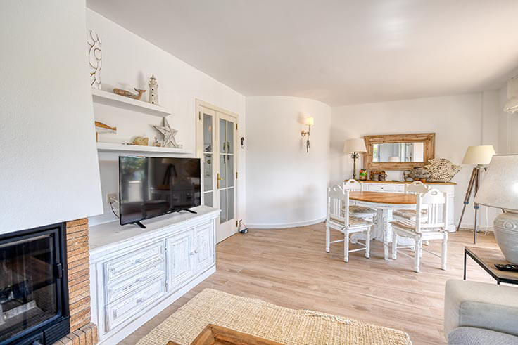 Apartment 3 bedrooms with Pool, Wifi, Parking and garden in Calella de Palafrugell - Rent Vacation - Tourist