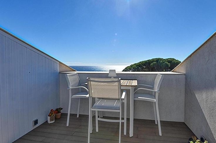 Apartment 3 bedrooms with Pool and Air-conditioning in Calella de Palafrugell - Rent Seasonal