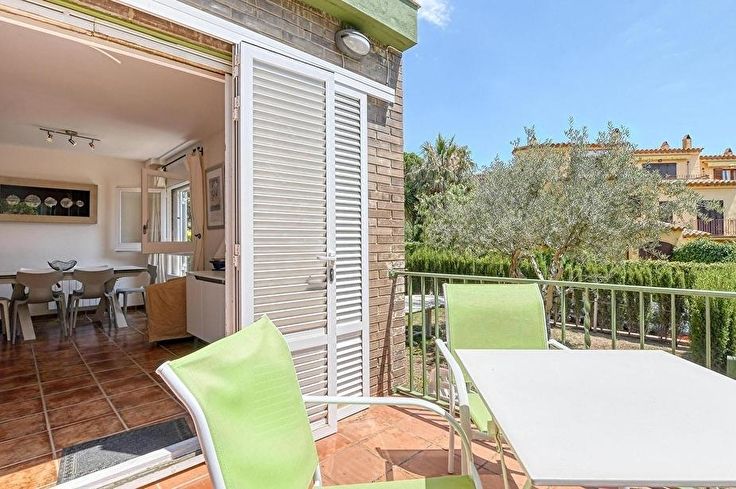 Paired house 4 bedrooms with Pool and garden in Llofriu - Rent Vacation - Tourist