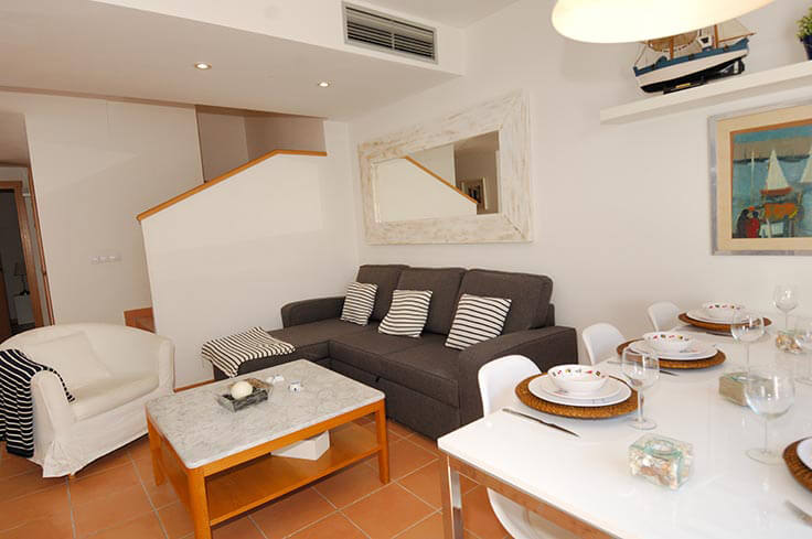 Apartment 3 bedrooms with Pool, Air-conditioning, Wifi and Parking in Calella de Palafrugell - Rent Seasonal