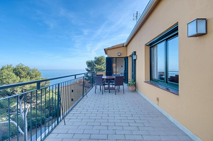 Penthouse 3 bedrooms with Pool, Sea views, Parking and garden in Tamariu - Rent Vacation - Tourist