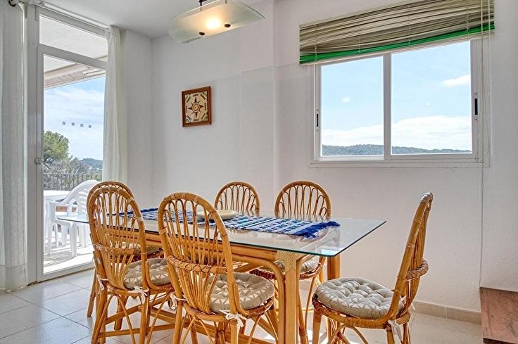 Apartment 2 bedrooms with Pool, Parking and garden in Tamariu - Rent Seasonal