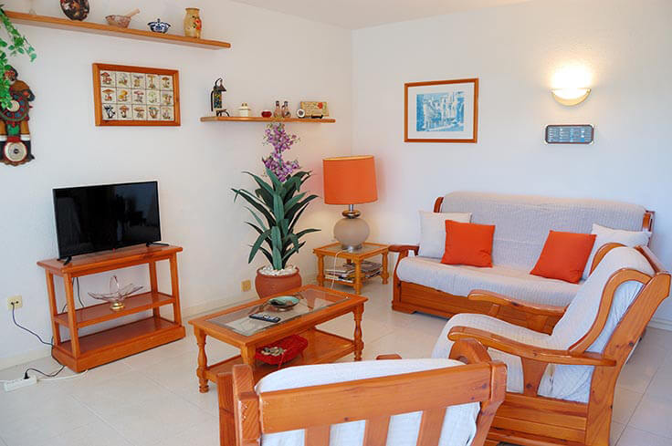 Apartment 2 bedrooms with Pool, Parking and garden in Esclanyà - Rent Vacation - Tourist