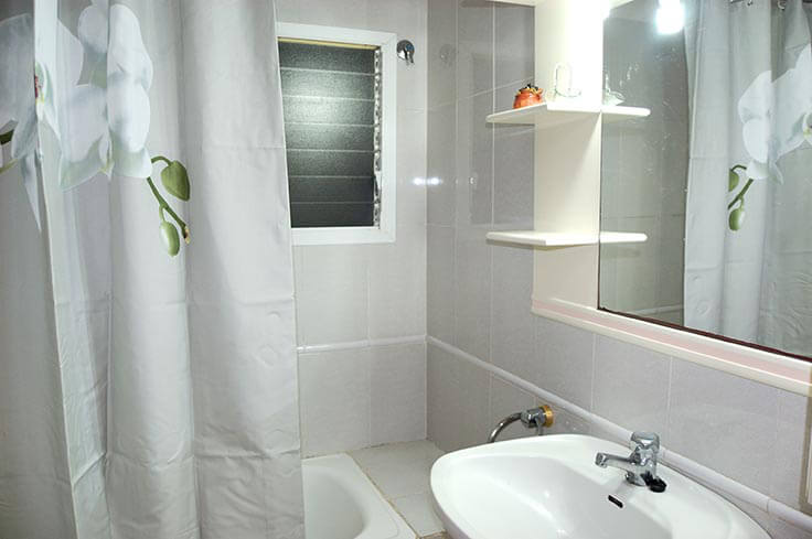 Apartment 2 bedrooms with Pool, Parking and garden in Esclanyà - Rent Vacation - Tourist