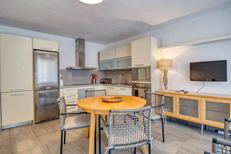 Apartment 2 bedrooms with Parking and garden in Llofriu - Rent Vacation - Tourist