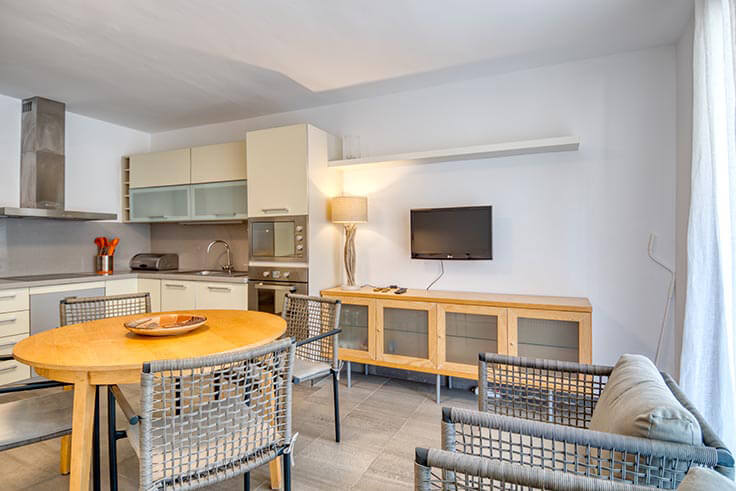 Apartment 2 bedrooms with Parking and garden in Llofriu - Rent Vacation - Tourist