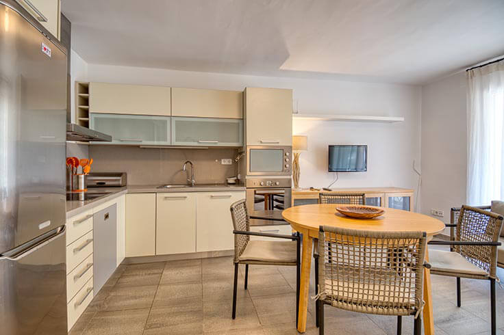 Apartment 2 bedrooms with Parking and garden in Llofriu - Rent Vacation - Tourist