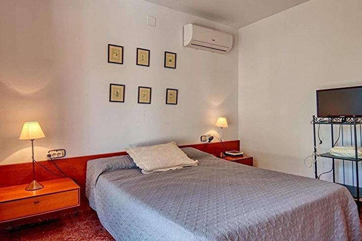Paired house 4 bedrooms with Pool, Air-conditioning and Wifi in Llofriu - Rent Vacation - Tourist