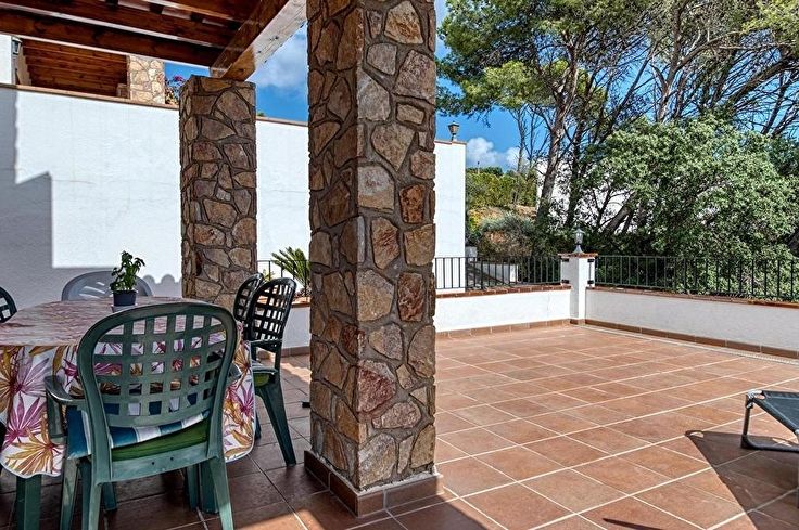 Paired house 4 bedrooms with Pool, Air-conditioning and Wifi in Esclanyà - Rent Vacation - Tourist