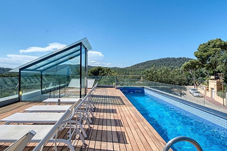 House 4 bedrooms with Pool and Wifi in Esclanyà - Rent Vacation - Tourist