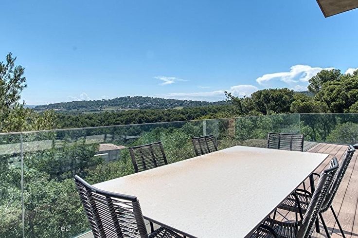 House 4 bedrooms with Pool and Wifi in Esclanyà - Rent Vacation - Tourist