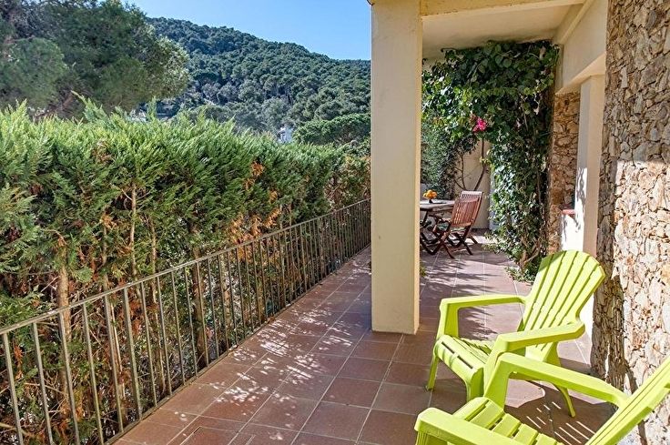 Apartment 2 bedrooms with garden in Esclanyà - Rent Vacation - Tourist