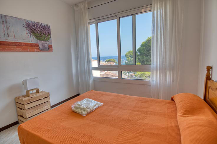 Apartment 4 bedrooms in Tamariu - Rent Seasonal