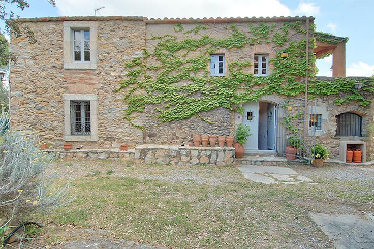 Farmhouse 5 bedrooms with Pool and garden in Llofriu - Rent Vacation - Tourist