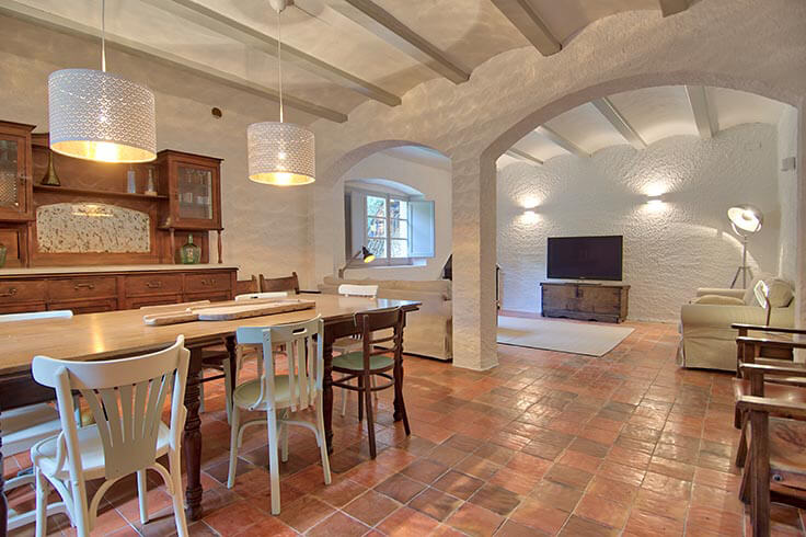 Farmhouse 5 bedrooms with Pool and garden in Llofriu - Rent Vacation - Tourist