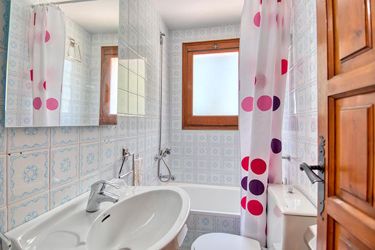 Semi detatched house 4 bedrooms in Tamariu - Buy - For sale