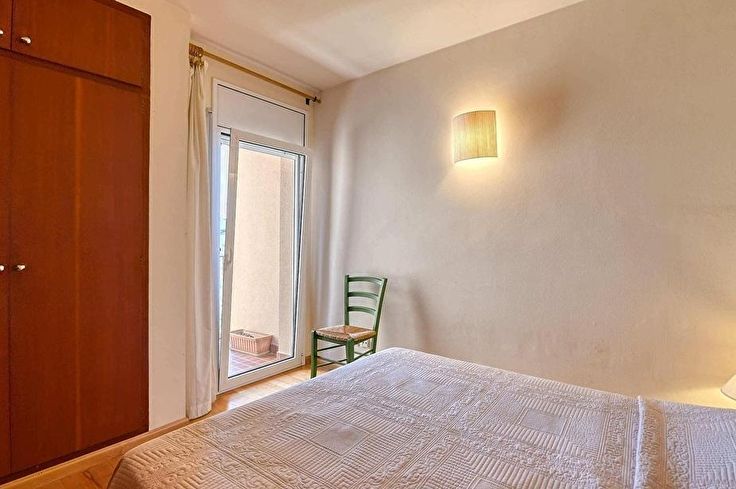 Apartment 3 bedrooms with Pool, Sea views, Parking and garden in Calella de Palafrugell - Buy - For sale