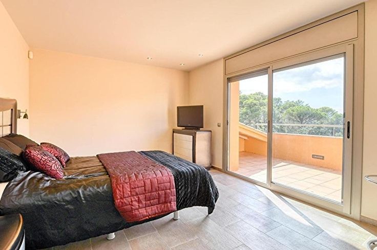 Individual house 5 bedrooms with Pool, Air-conditioning and garden in Llafranc - Buy - For sale