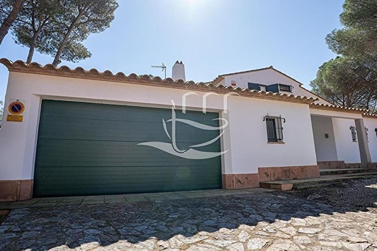 Chalet 5 bedrooms in Llafranc - Buy - For sale