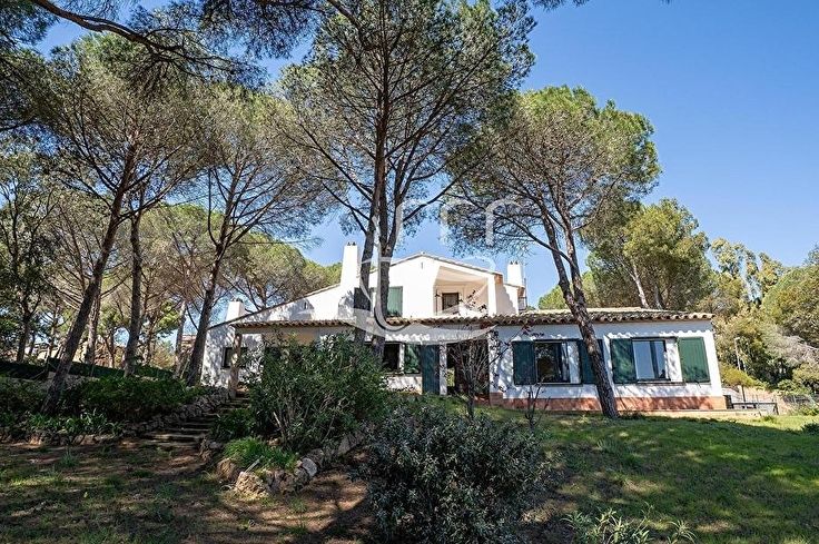 Chalet 5 bedrooms in Llafranc - Buy - For sale