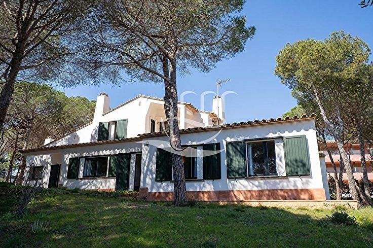 Chalet 5 bedrooms in Llafranc - Buy - For sale