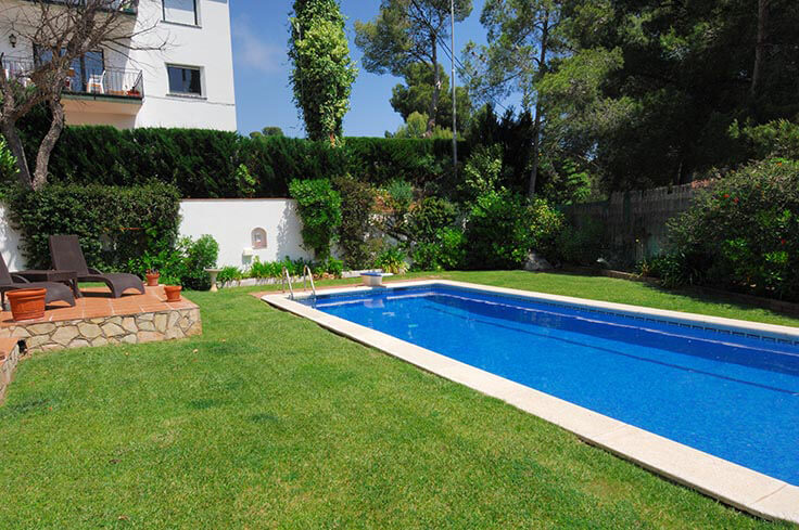 Chalet 6 bedrooms with Pool, Sea views, Parking and garden in Calella de Palafrugell - Buy - For sale