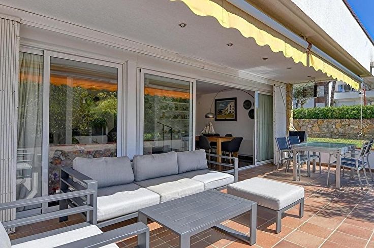 Apartment 4 bedrooms with Pool and garden in Calella de Palafrugell - Buy - For sale