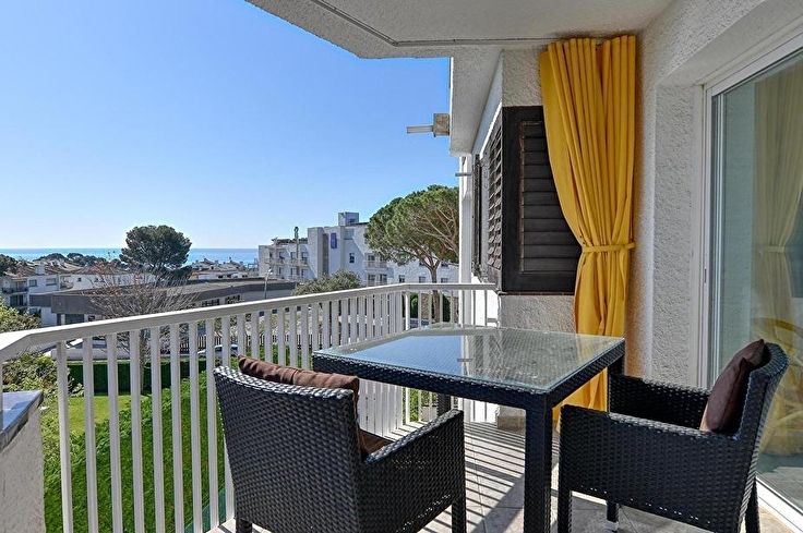 Apartment 3 bedrooms with Pool and Parking in Calella de Palafrugell - Buy - For sale