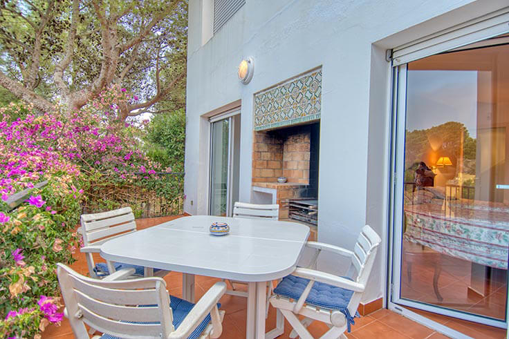 Individual house 4 bedrooms with Pool, Sea views, Barbecue and garden in Mont-ras - Buy - For sale