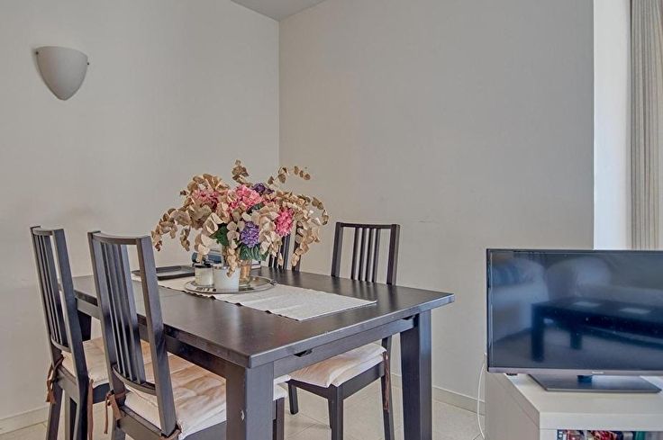 Apartment 2 bedrooms with Pool, Parking and garden in Tamariu - Buy - For sale