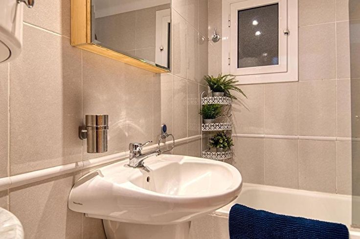 Apartment 2 bedrooms with Pool, Parking and garden in Tamariu - Buy - For sale