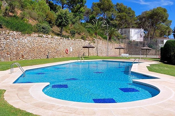 Apartment 4 bedrooms with Pool, Parking and garden in Tamariu - Buy - For sale