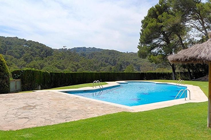 Apartment 3 bedrooms with Pool, Parking and garden in Tamariu - Buy - For sale