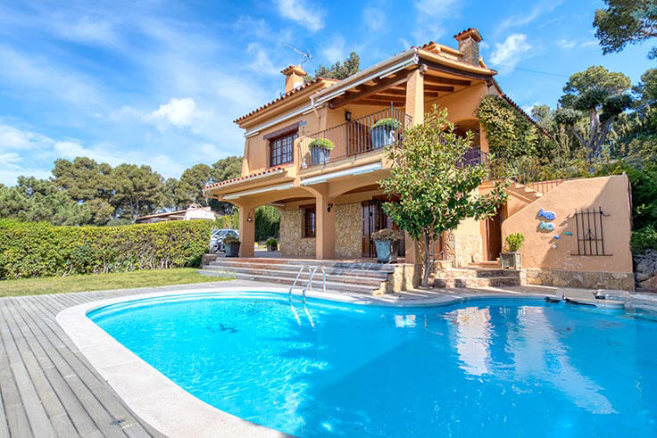 Individual house 5 bedrooms with Pool, Sea views and garden in Tamariu - Buy - For sale