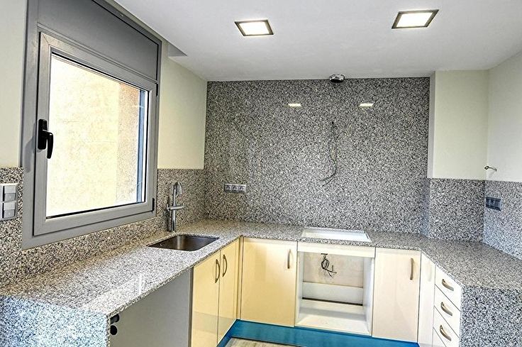 Penthouse 2 bedrooms in Palamós - Buy - For sale