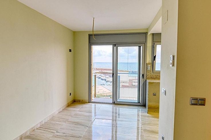 Penthouse 2 bedrooms in Palamós - Buy - For sale