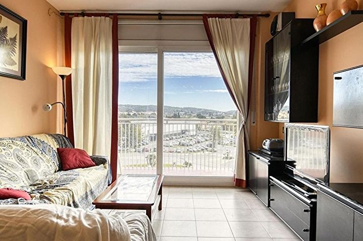 Flat 3 bedrooms in Palafrugell - Buy - For sale