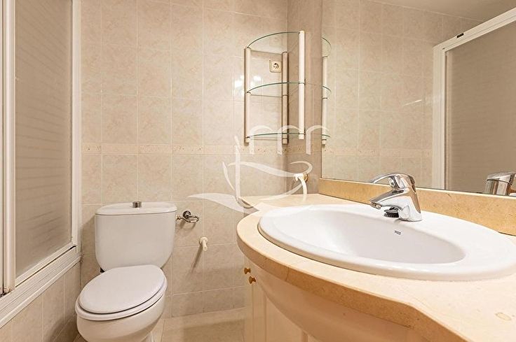 Flat 1 bedroom in Palafrugell - Buy - For sale