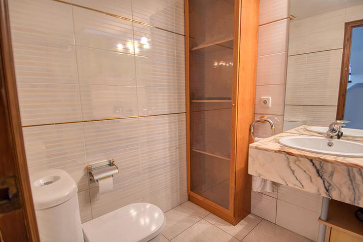 Semi detatched house 4 bedrooms with Air-conditioning and Parking in Begur - Buy - For sale