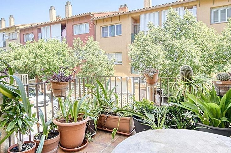 Flat 3 bedrooms in Palafrugell - Buy - For sale