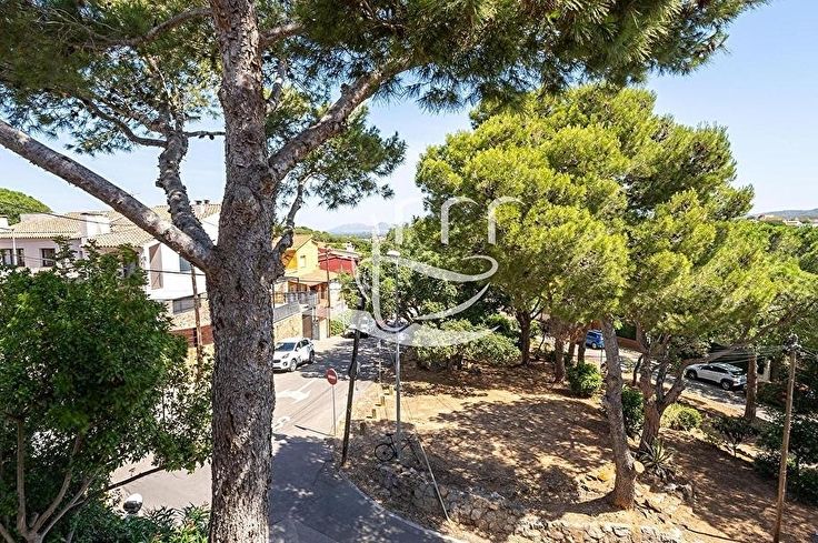 Individual house 3 bedrooms in Palafrugell - Buy - For sale