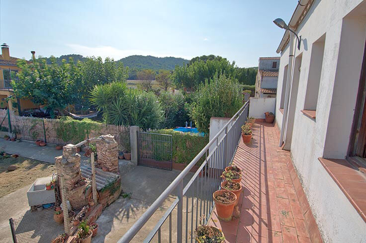 Town house 3 bedrooms with garden in Llofriu - Buy - For sale