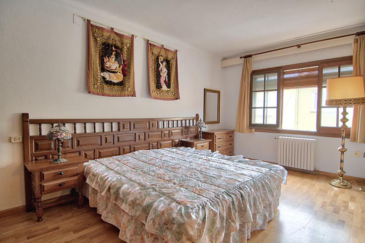 House 4 bedrooms with garden in Mont-ras - Buy - For sale