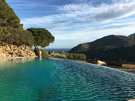 Paired house 3 bedrooms with Pool, Sea views, Parking and garden in Tamariu - Buy - For sale